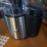 آب میوه گیر