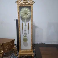 دو عدد ویترین و یک میز تلویزیون