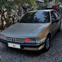 پژو 405 مدل82