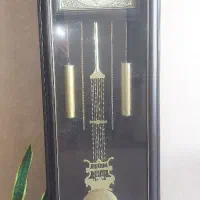 ساعت دیواری ایستاده