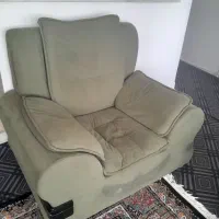 مبل راحتی دسته دو قدیمی