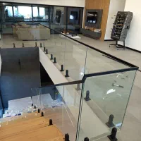 اجرا کننده درب و پنجره نما