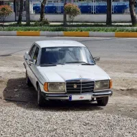 بنز ۱۲۳ مدل دانشجویی