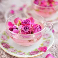 انواع عرقیات اصل گیاهی و درمانی