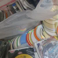 سی دی و کاست باهم