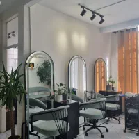 اجاره میز ناخن و درصدی