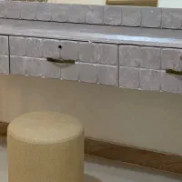 میز سالن زیبایی