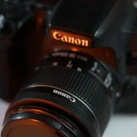 Canon EOS 800D + 18-55mm|دوربین عکاسی و فیلم‌برداری|ملایر, |دیوار