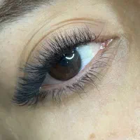 سالن اکستنشن مژه