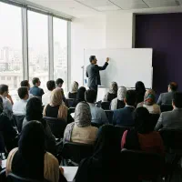 جذب نیروی بین 20 تا 45 سال