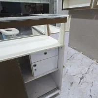 ویترین مغازه