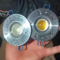چراغ سقفی