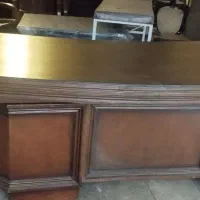 میز مدیریت و صندلی