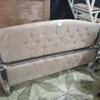 تخت فلزی