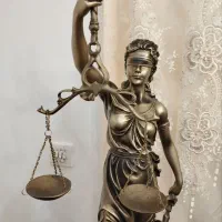 مجسمه عدالت گلدکیش