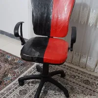 صندلی و میز کامپوتر