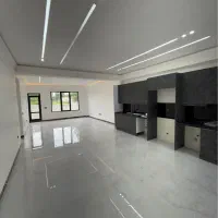 ویلا ۳۴۰ متری ،دو خواب ،مستر ،مدرن،شیک غرق در نور