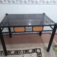 میز محکم