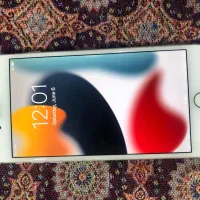 گوشی ایفون 7پلاس در حد اک