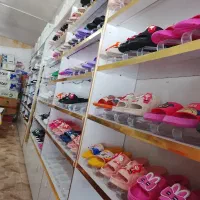 دمپایی فقط 290بالاتر بانک ملی جنب دکتر شمس