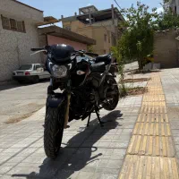 موتور آپاچی 200مدل ۹۷در حد سالم ترو تمیز کم کار