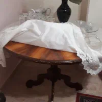 میز چوبی پایه گلدانی