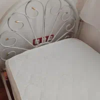 تخت|تخت و سرویس خواب|نمین, |دیوار