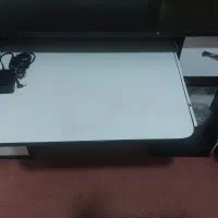 کتاب خانه و میز تحریر