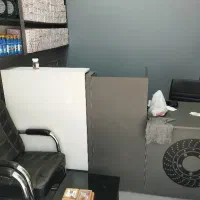 فروشنده خانم