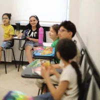 کلاس ریاضی و جواب دادن انلاین سوالات ریاضی