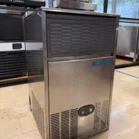 یخ ساز ایتالیایی ۲۰ و ۳۰ کیلویی ایتالیایی