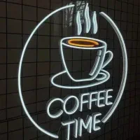 کار در کافه