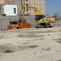 راننده بیل مکانیکی هستم