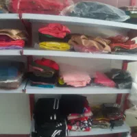 فروش مقدار وسایل و لباس