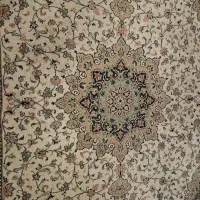 فرش ۶متری زمینه کرم