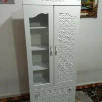 کمدبچه درحدنونوهمراه رخت آویزوقفسه وسیله