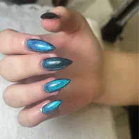 خدمات تخصصی ناخن