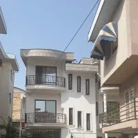 اپارتمان-هفت-تیر-فروشی-سه-طبقه