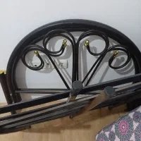 تخت فلزی یکنفره با تشک