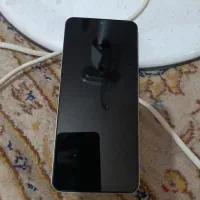 گوشی درحدنو هستش دوماه خریدم پول لازمم بخاطره اون
