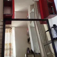 آینه و صندلی