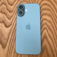 ایفون ۱۶ نرمال رنگ سبز