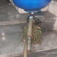 یک عدد دینام آب یک اینج همراه منبع وکلیداتوماتیک