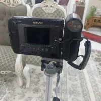 دوربین شارپ ژاپنی با سه پایه اصلی