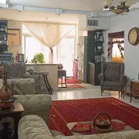 90-متر-طبقه-همکف-حیاط-دار