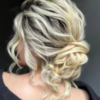 جشنواره  میکاپ و شنیون اروپایی ۸۰۰