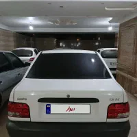 پراید ۹۸ بی رنگ