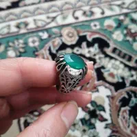 انگشتر نقره با عقیق سبز