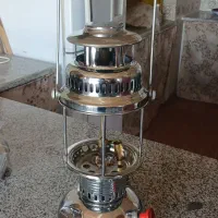چراغ زنبوری