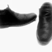 کفش تمام چرم نیمه ساق دارسایز ۴۱/۴۲